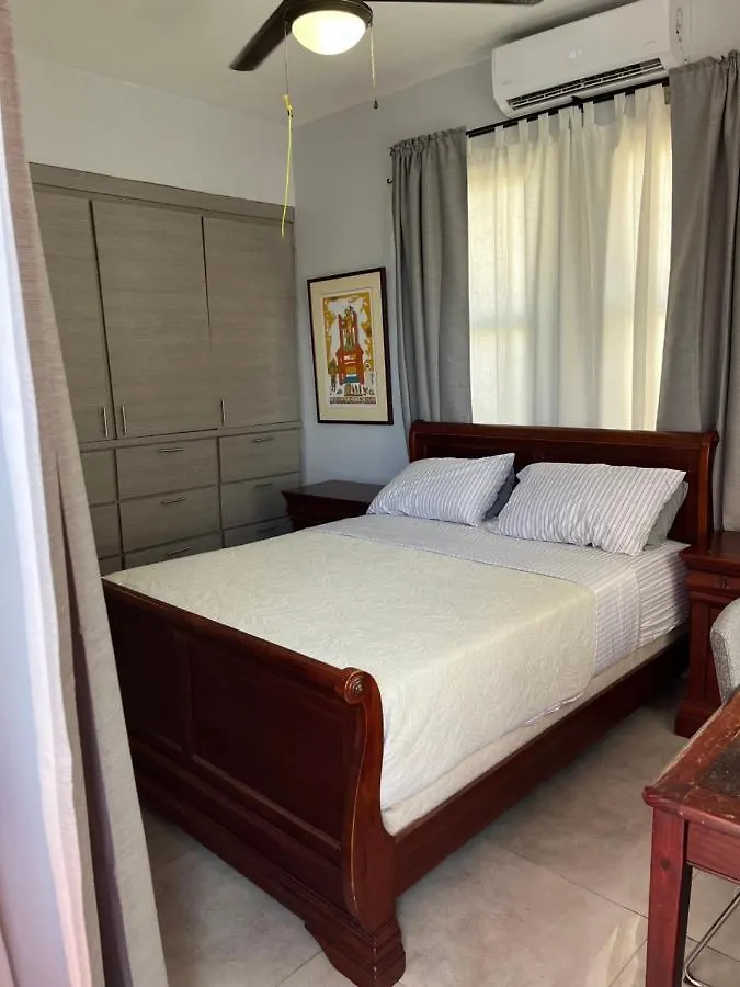 La Estancia Vacation Rentals サンジョアン 0*,